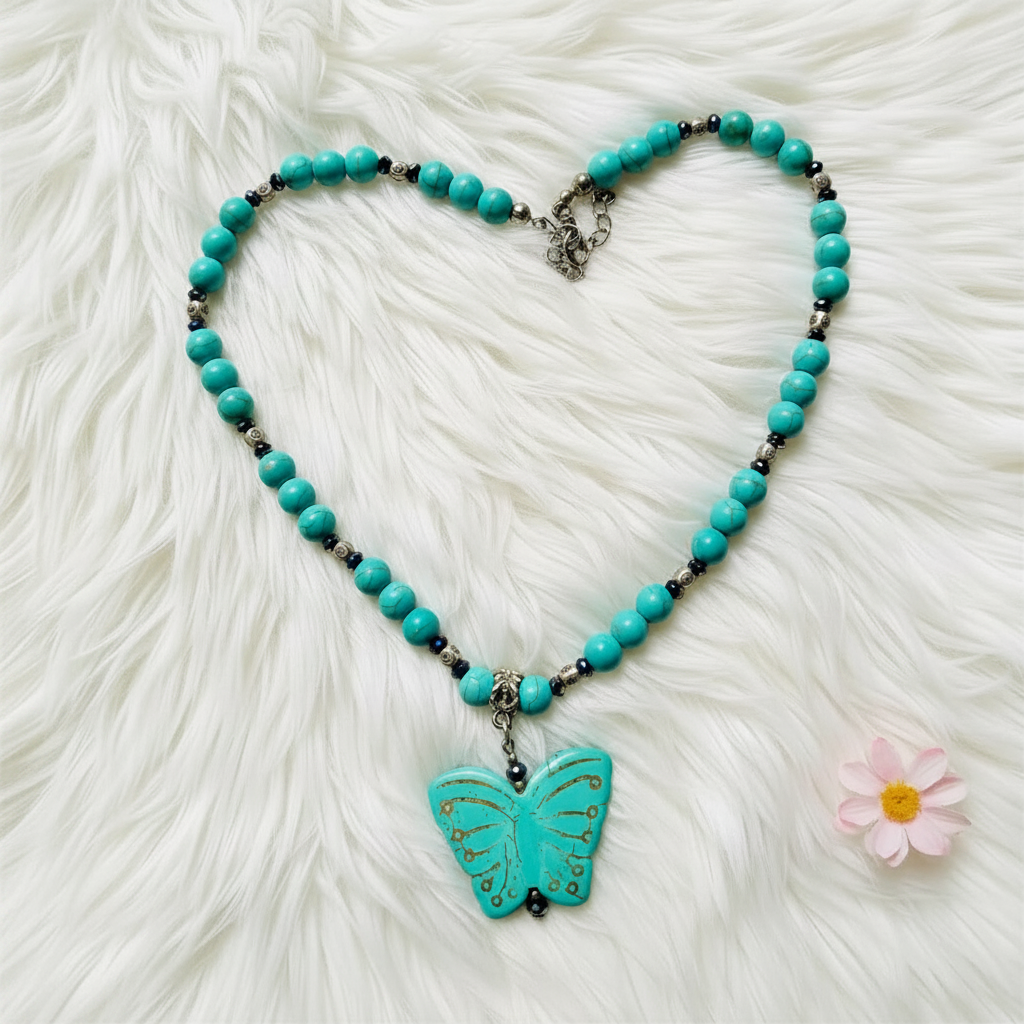 💙 Butterfly Pendant Necklace